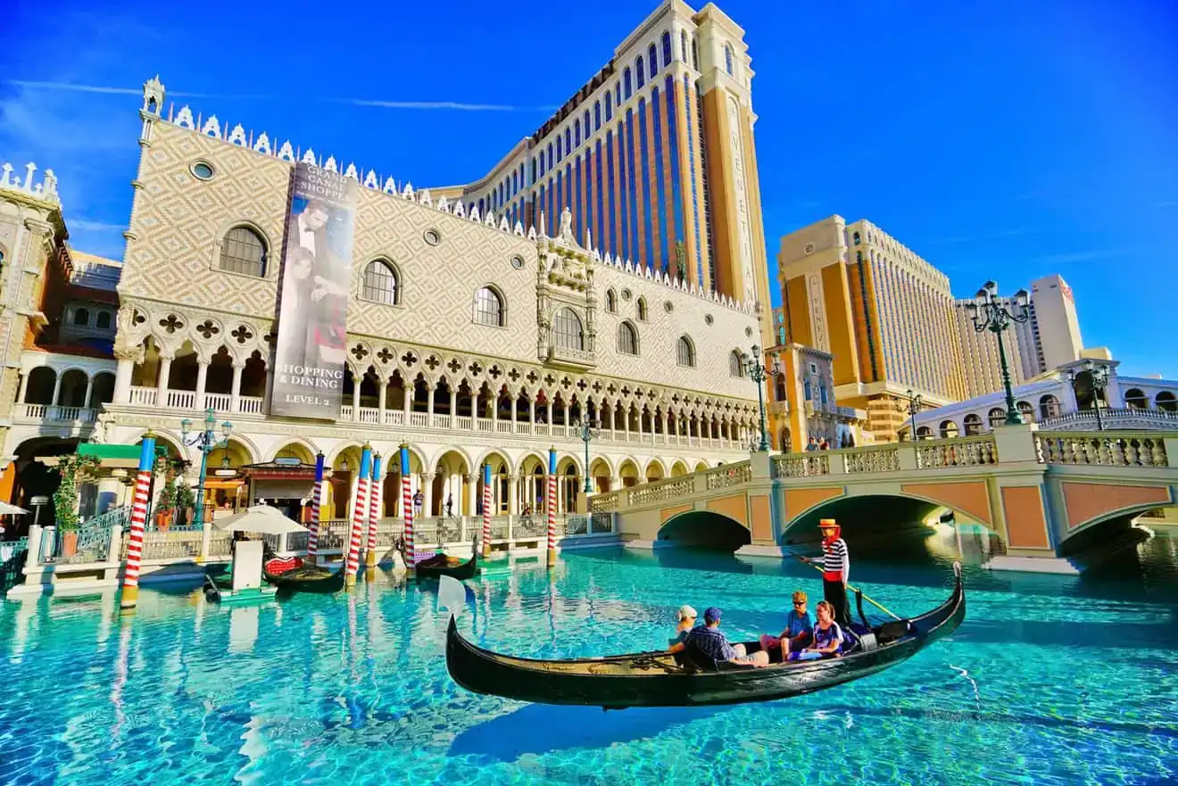 The Venetian (3)