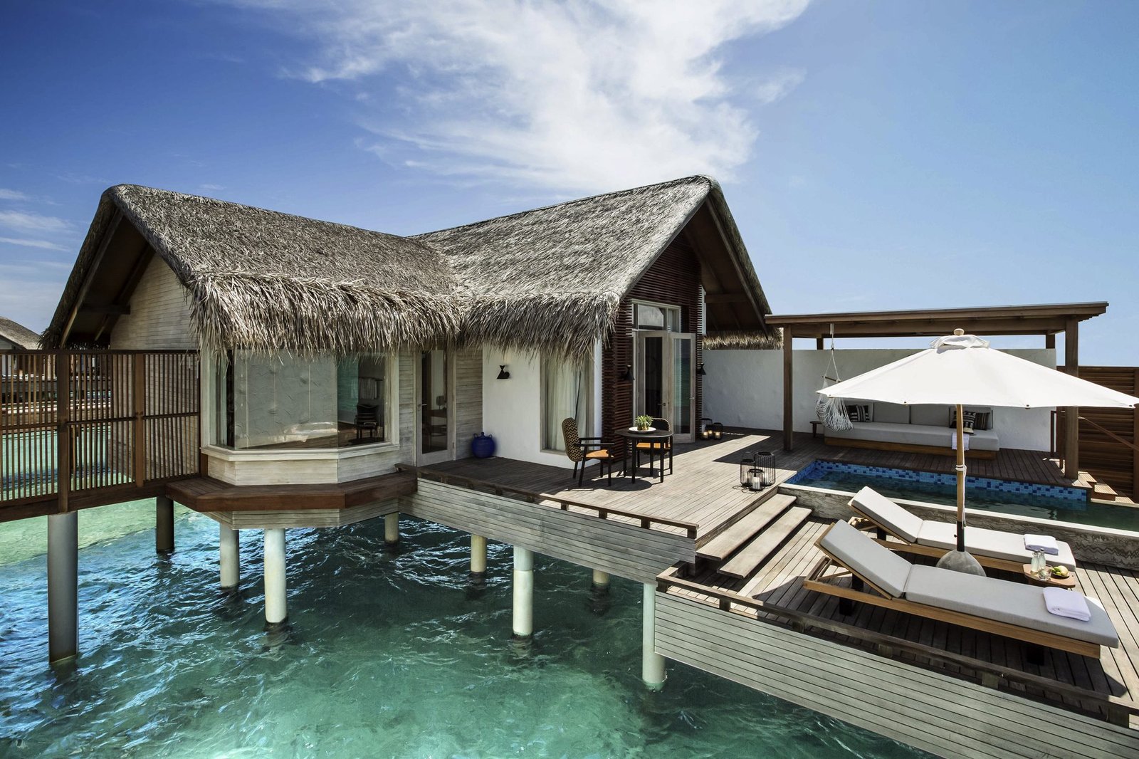 FAIRMONT-MALDIVES_GRAND-WATER-SUNSET-VILLA_OUTDOOR-3