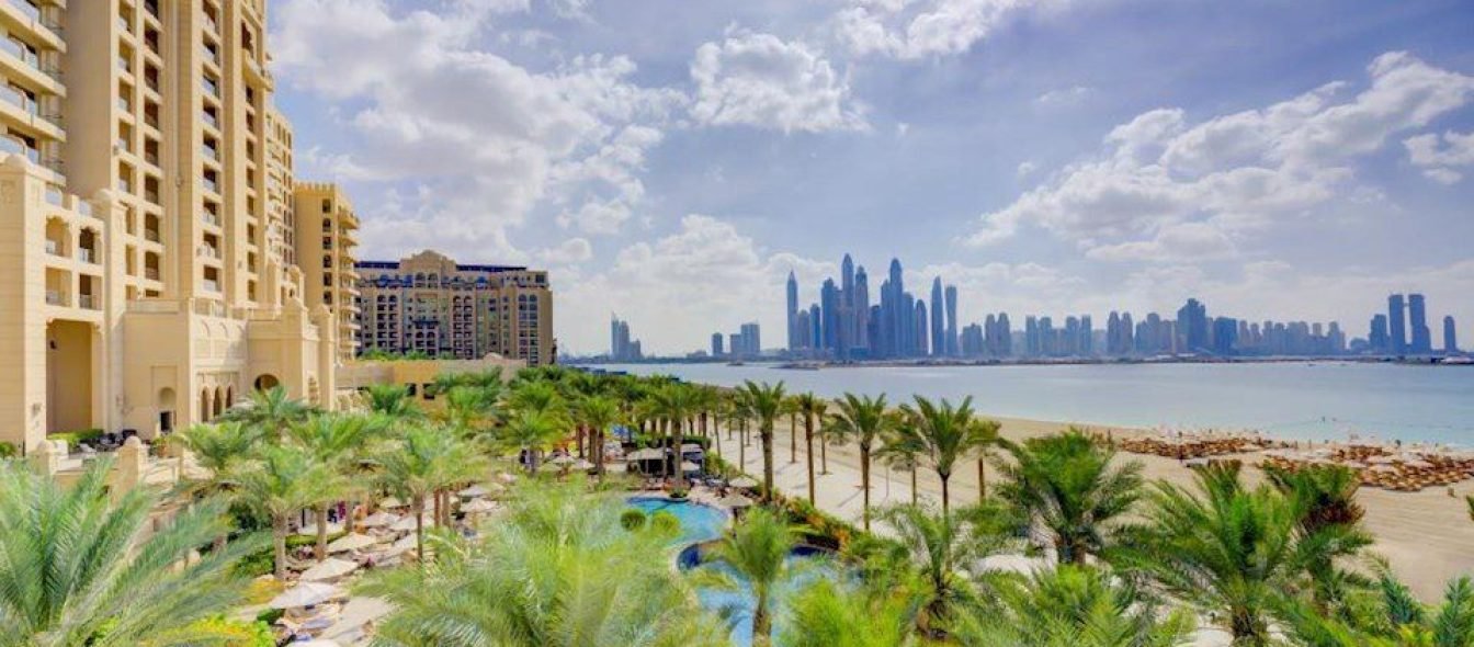 FAIRMONT-THE-PALM-2