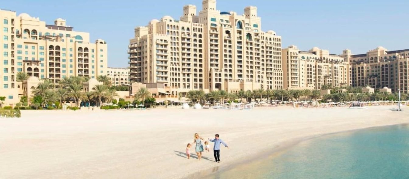 FAIRMONT-THE-PALM-3