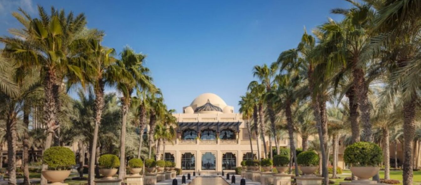 OO-The-Palace-1