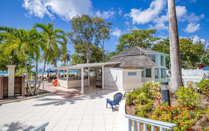 Savanna Beach club 4