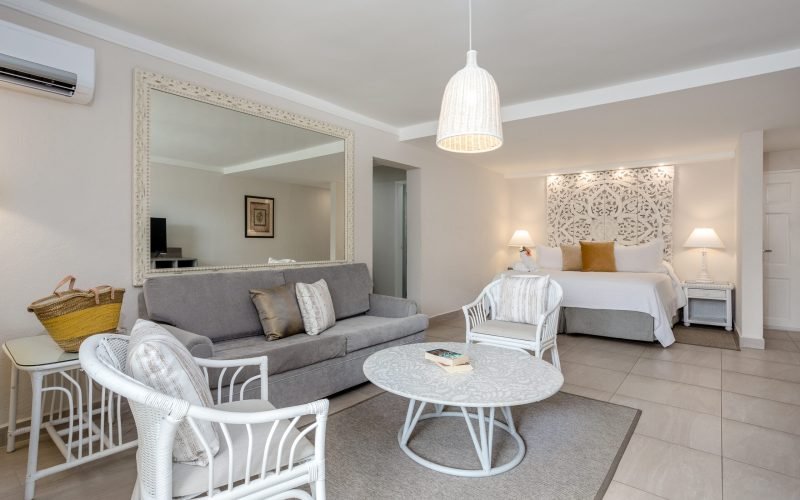 Deluxe Signature Room