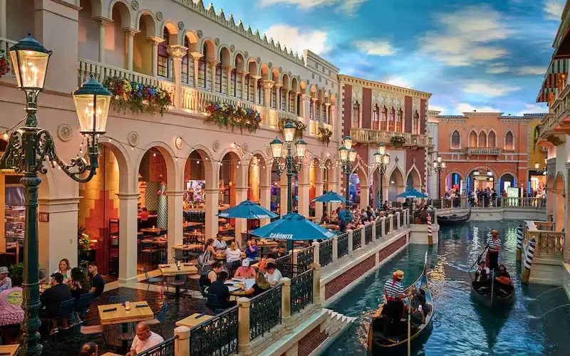 The Venetian (2)