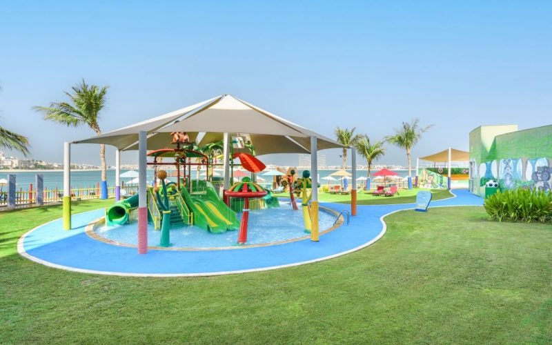 Kids splash park
